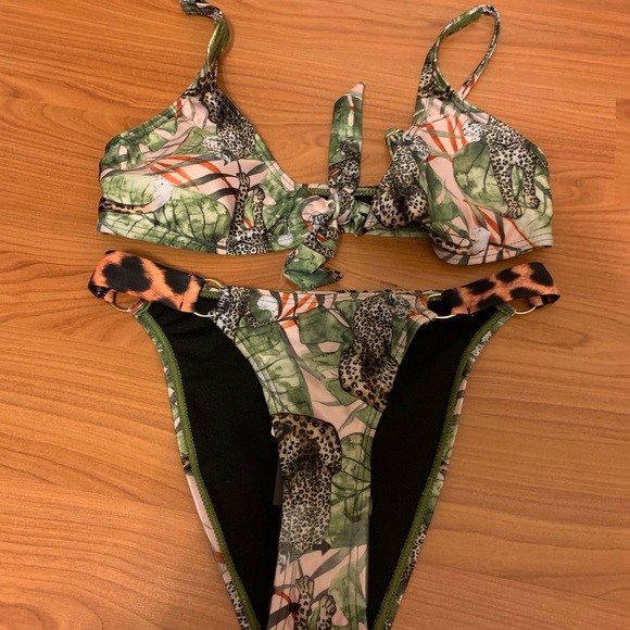 Jungle Print Bikini - Picture 6 of 6